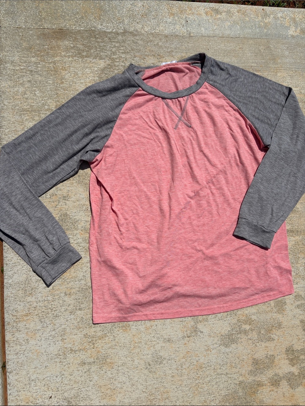 Ekouaer baseball tee